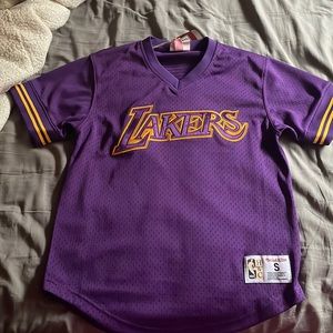 NWT womens Lakers jersey